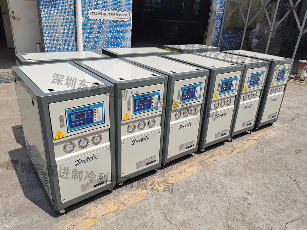 定制水冷式工業冷水機實拍 定制水冷式工業冷水機實拍
